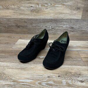 BC Footwear Black Suede Wedge Shoe Women's Size 8